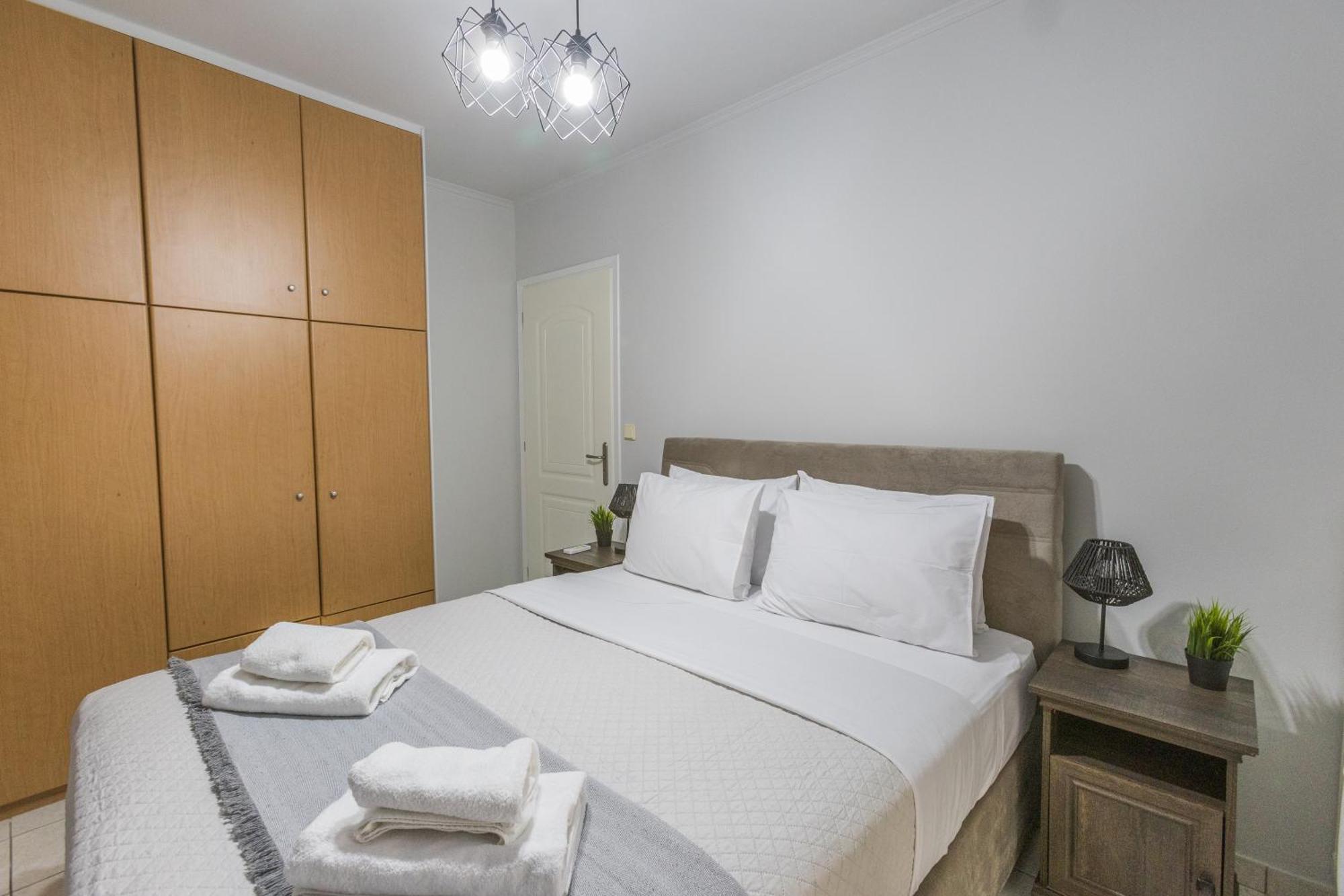 Raise Piraeus Harbor Flats Apartamento Exterior foto